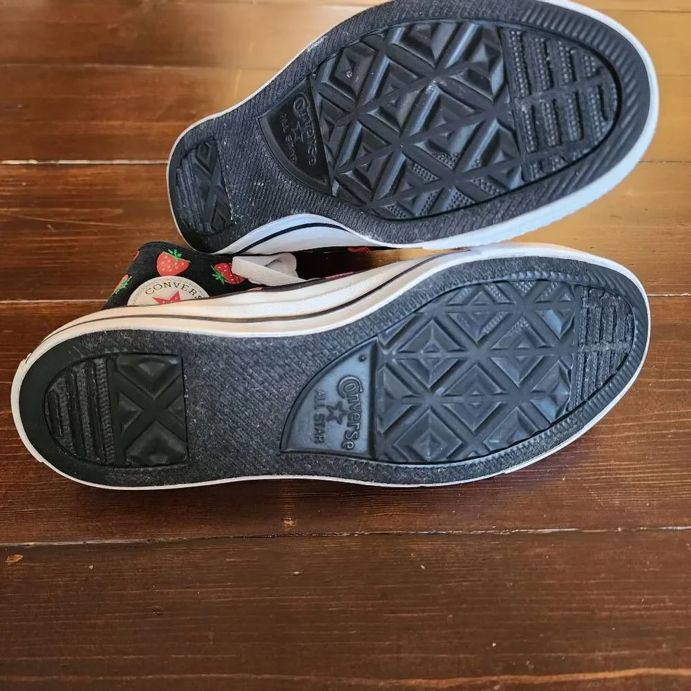 Chuck Taylor Converse All Star Hi Tops Black with Strawberries Size 5